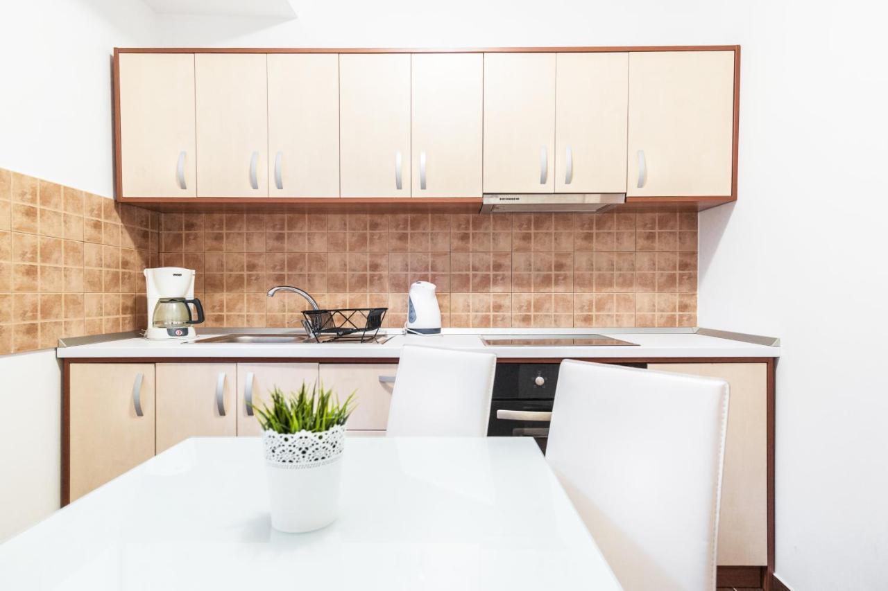 Sunny Old Town Apartment บราชอฟ ภายนอก รูปภาพ